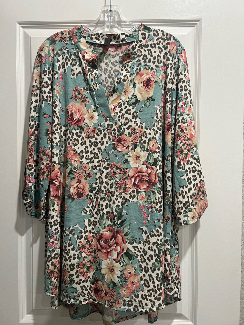 Honeyme Curvy Teal Floral Leopard Print V-Neck Tunic Top